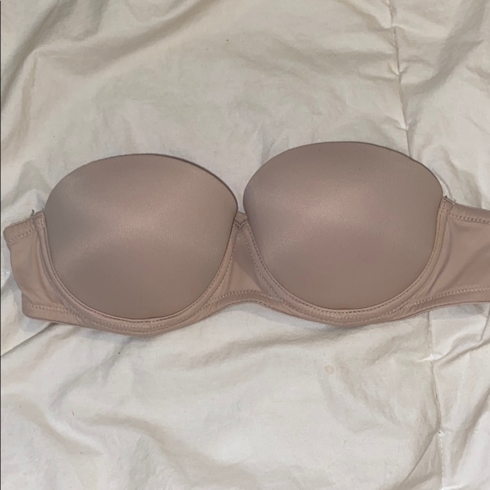 PINK Strapless Push-Up Bra